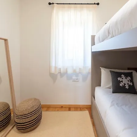 Tpa Casa En Pleta De Saga Con Piscina 6/8 Personas * Ger